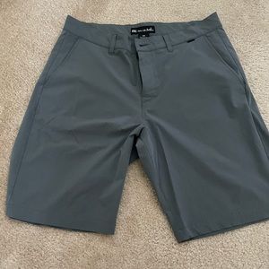 Travis Mathew Golf Shorts Size 34